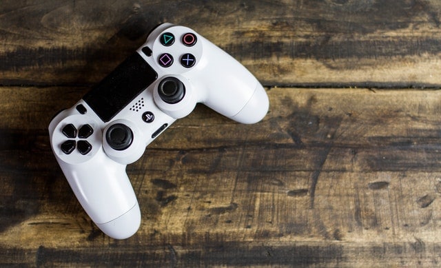 PlayStation-controller i nærbillede